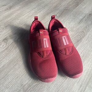 Maroon Puma sneakers size 8.5